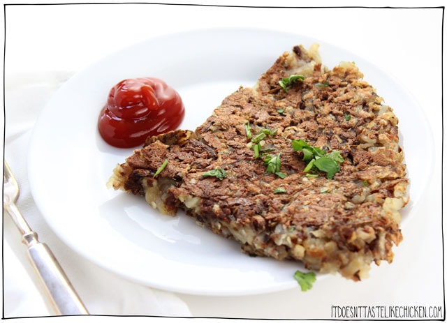 素食Hashbrown土豆!在这个食谱中有两个技巧可以让这些炸薯饼做起来又快又简单。# itdoesnttastelikechicken # veg类似雷竞技anrecipes # veganbreakfastgydF4y2Ba